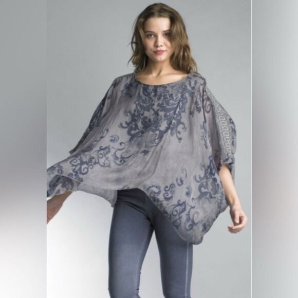Tempo boutique brand Silk Blend Poncho made in Italy Top size Small - Picture 1 of 4